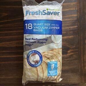 FoodSaver 1-Quart BPA-Free Multilayer Construction Vacuum Zipper Bags, 18 Count